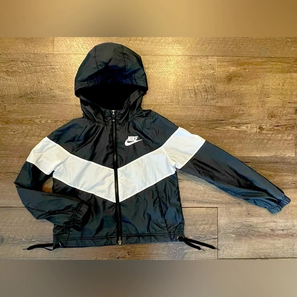 Nike Kids Black and White WindBreaker Jacket with Hoodie Size Large